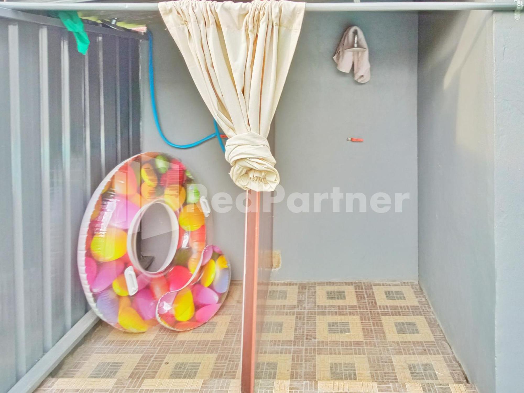 Cerry Village Near Rs Mitra Siaga Tegal Redpartner Exterior photo