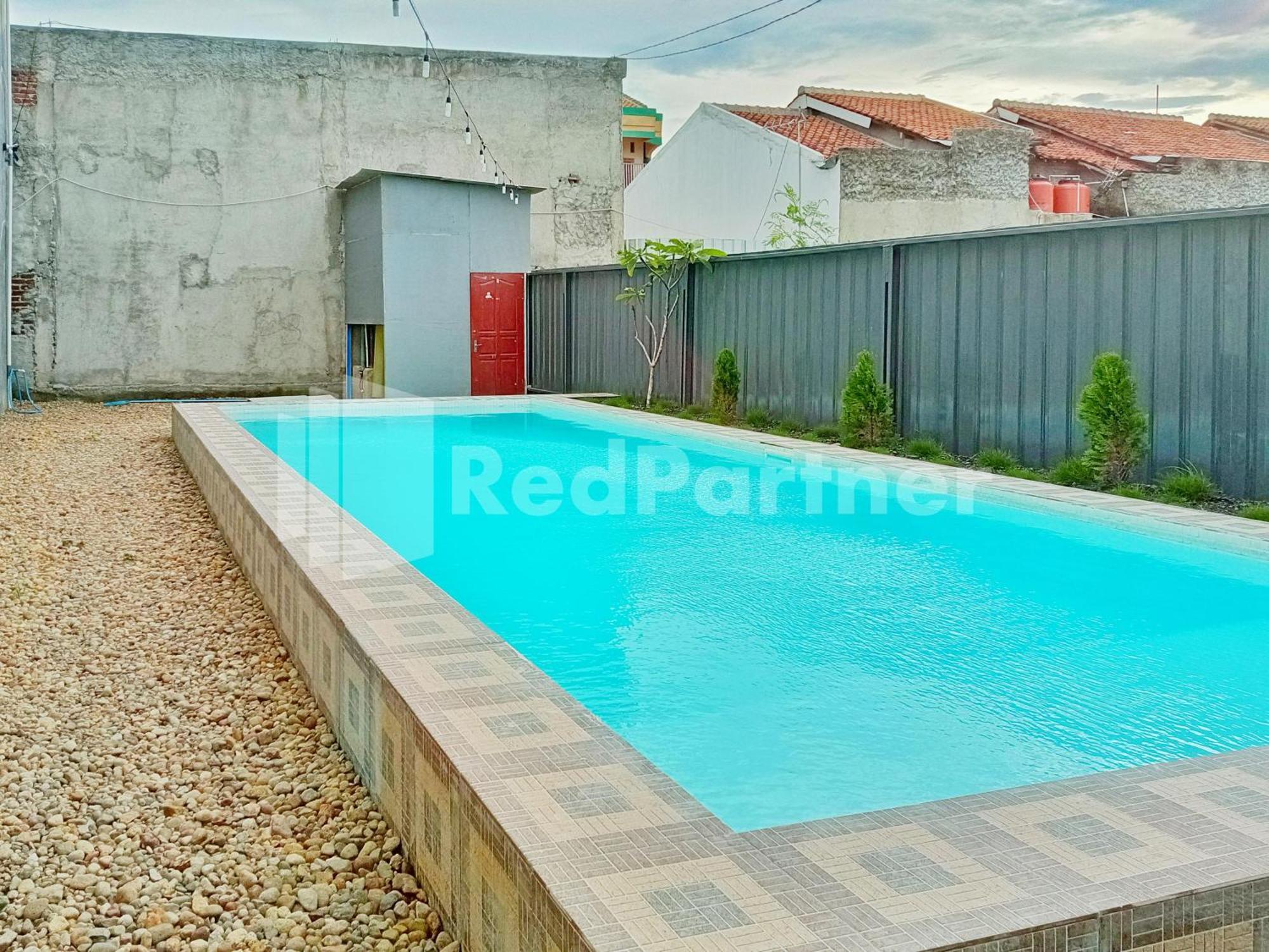 Cerry Village Near Rs Mitra Siaga Tegal Redpartner Exterior photo
